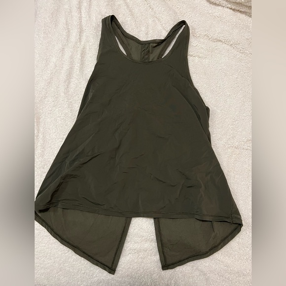 Forest green Lulu lemon top with split back - Picture 2 of 2